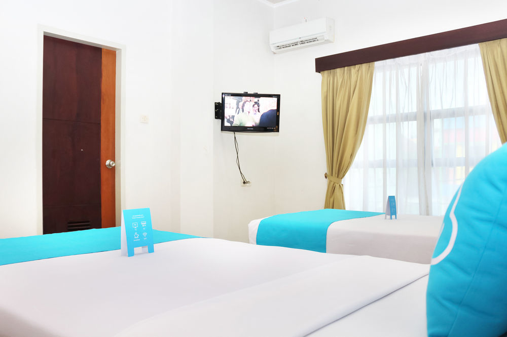 Maktal Hotel Матарам Екстериор снимка