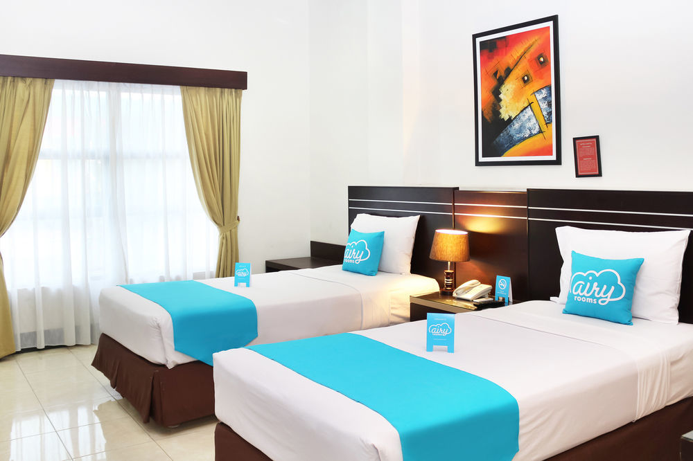 Maktal Hotel Матарам Екстериор снимка